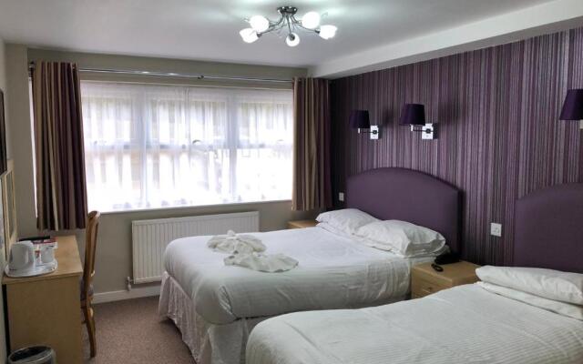 Riviera Hotel