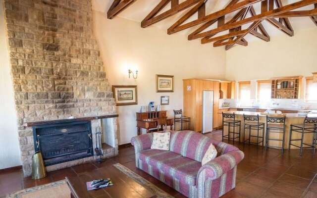 Connemara Close - UNIT 3