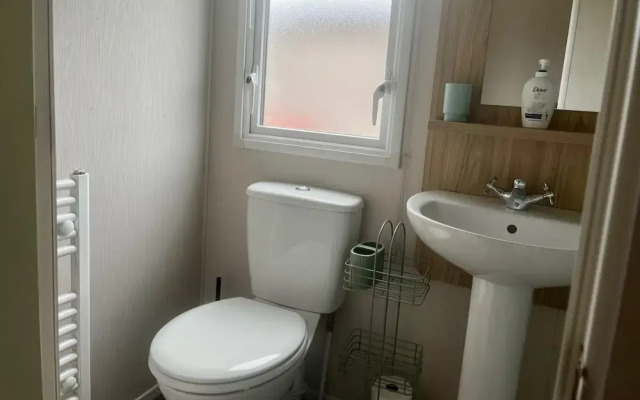 Surfside Bliss - Cayton Bay Park Caravan