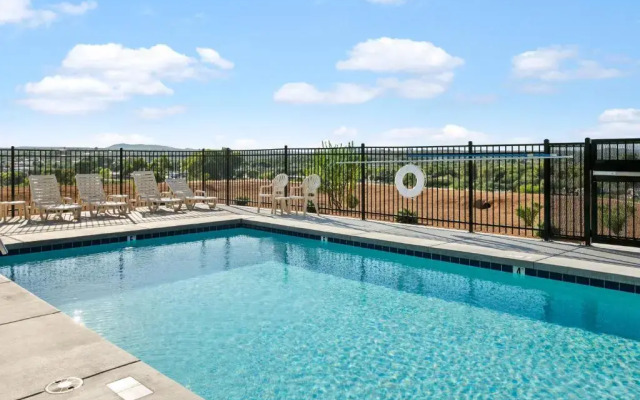 Cobblestone Hotel & Suites - Wickenburg