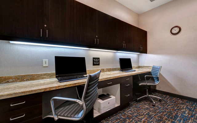 Hampton Inn & Suites Seattle/Federal Way