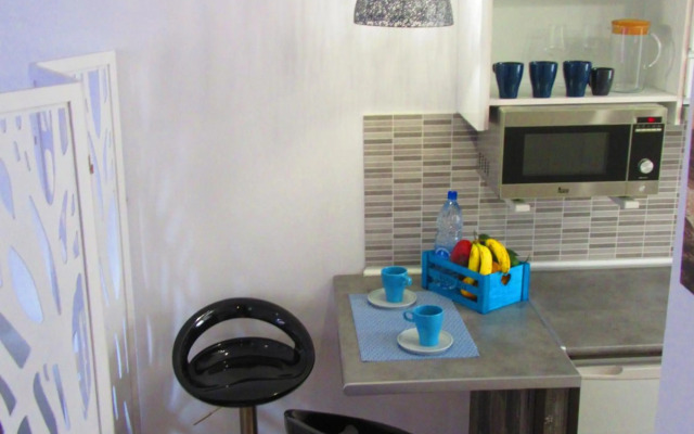 Estudio con encanto en la playa (aptos.salinetas)