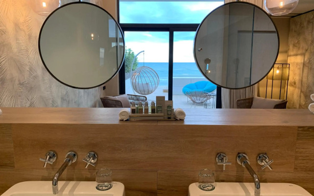 Hotel Tropical Gava Mar