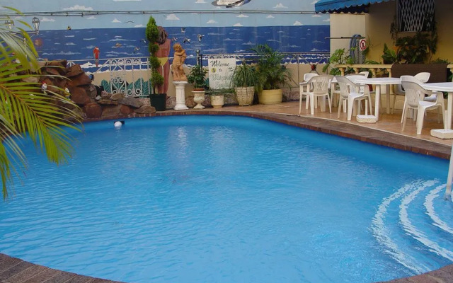 Parkview Hotel Suites