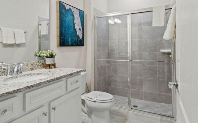 Townhome at Solterra NH 18005