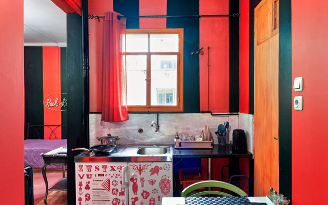 Rock n' Roll 2 Double Bed Flat