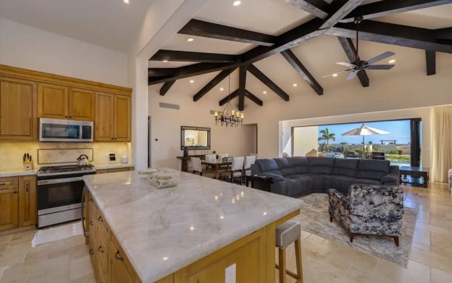 4BD Diamante Spacious Patio and Private Pool