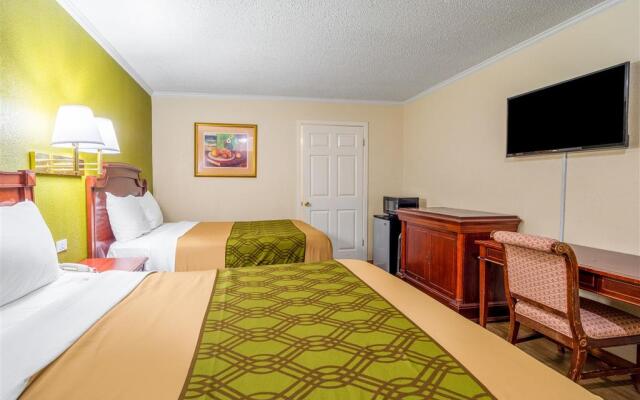 Rodeway Inn & Suites Fort Jackson