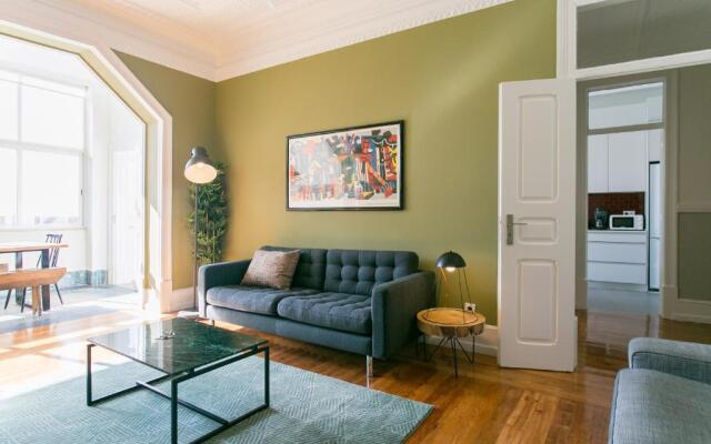Rato by Central Hill Apartments