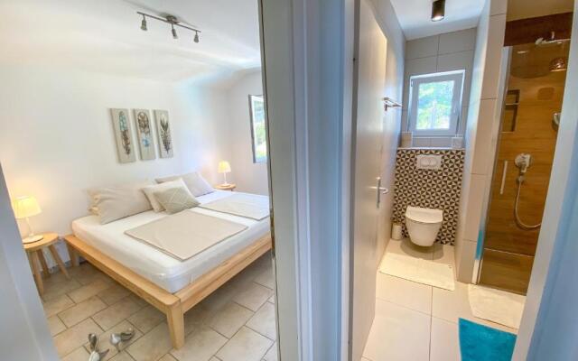Eco Apartments Sunshine with heated pool