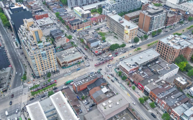 The Estate Entertainment District