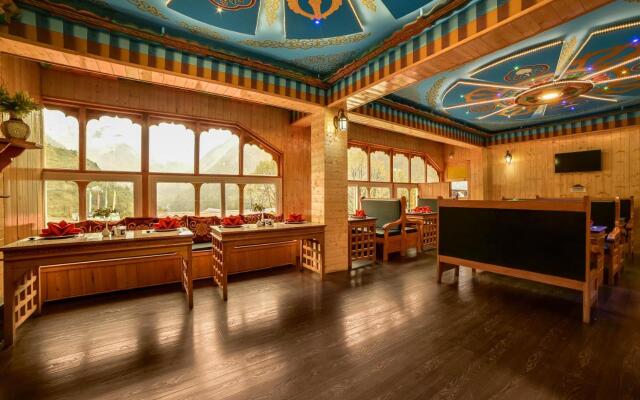 Summit Panghen Metok Hotel