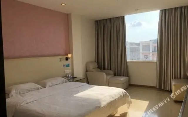 Hezhou City Hotel