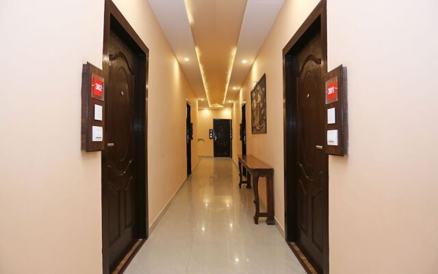 Capital O 23238 Hotel Jsr Inn