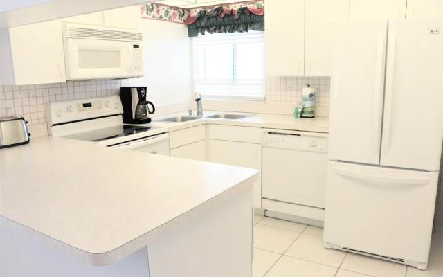 Jamaica Royale T22 - 2 Br Condo