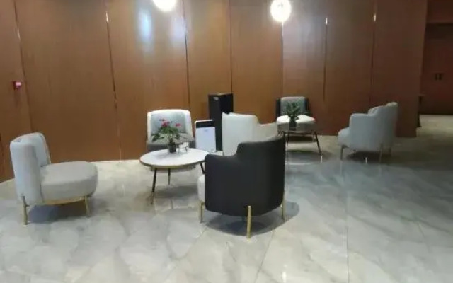 Luoyang Lantu Hotel (China Garden Shop)