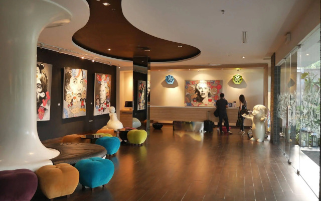 REGANTRIS Hotel Surabaya