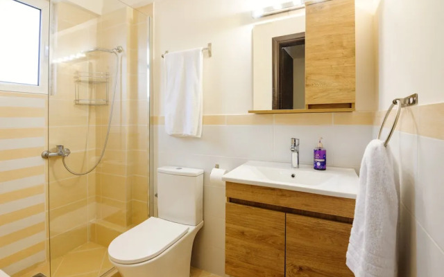 Marathon Luxury Suites - Schinias Beach