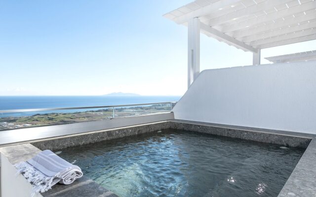 La Estrella 4 Suites with Sea View & 4 Prive Hot Tub