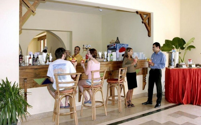 The Three Corners Palmyra Resort