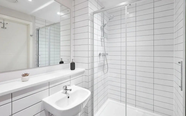 Host Stay Richmond Place 307