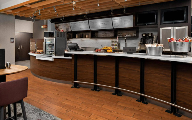 Courtyard by Marriott Raleigh North/Triangle Town Center