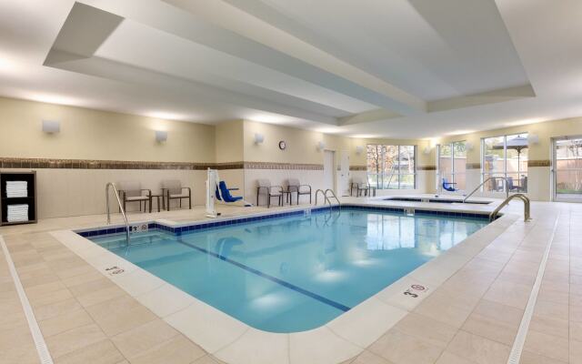 Courtyard by Marriott Boston Dedham/Westwood