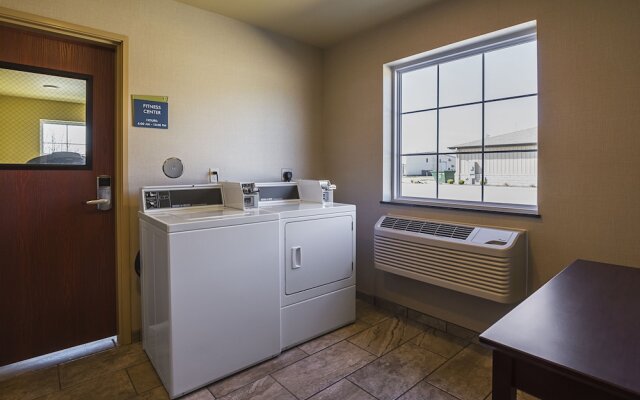 Cobblestone Inn & Suites - Altamont