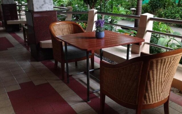 Coconut House Chaweng Hostel