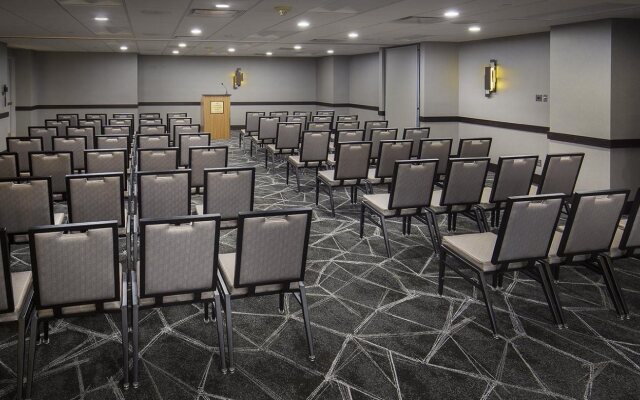 The Madison Concourse Hotel and Governor's Club