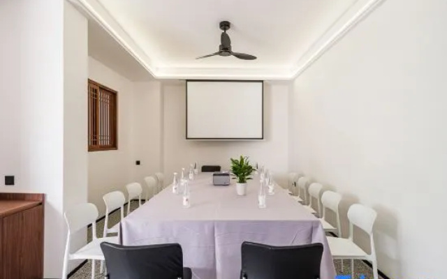 Floral Hotel·Huangshan Xiandu Yunlu Hotel (Phoenix Source Scenic Area Branch) – Business – Huangshan