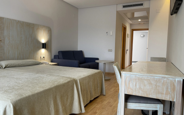 Hotel AGH Canet