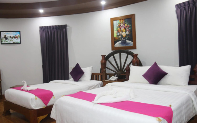 Ravorn Villa Boutique