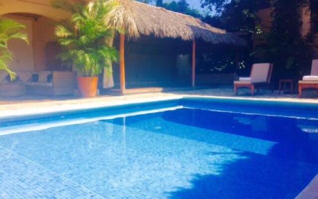 Casa Lucia Boutique Suites & Apartments