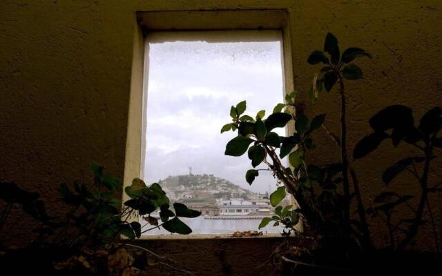 Beautiful Suite in Historic Center