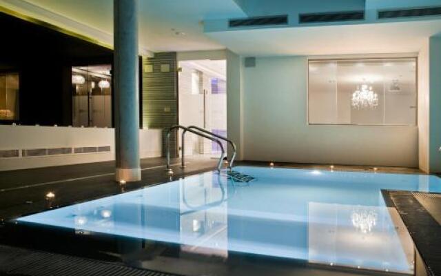 Kadrit Hotel