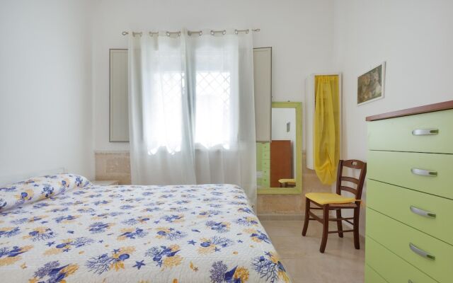 3550 Casa Cleopatra by Barbarhouse