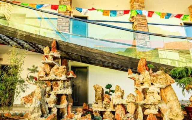 Lugu Lake Lanbo Bay exclusive courtyard