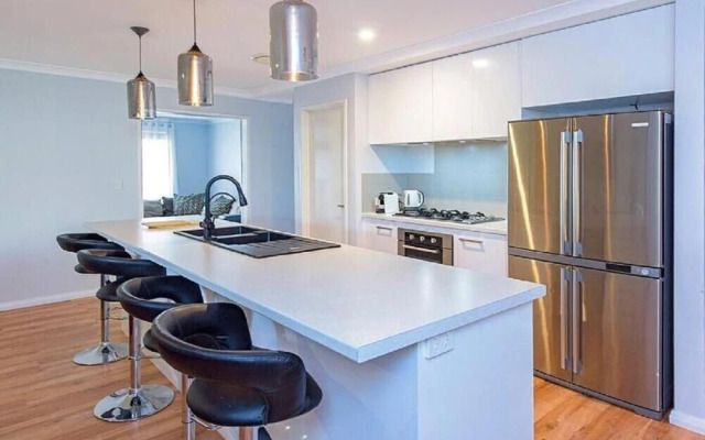 Fish Eagle Retreat - Family Friendly