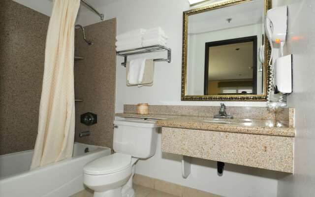 Best Western Antelope Inn & Suites