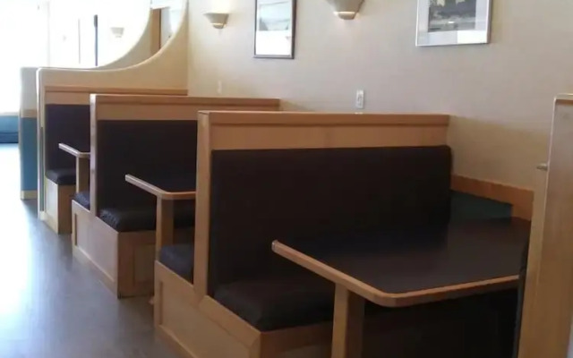 Haida Way Motor Inn