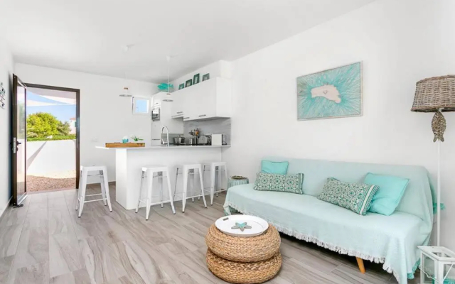 Blue Moon 100 mts from the sea - Hotel in Ciudadela de Menorca - Photo 3