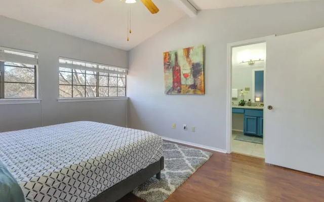 Austin Vacation Rental w/ Yard ~ 14 Mi to Downtown