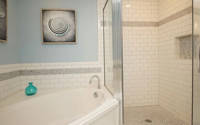 Waterscape 235-A by RealJoy