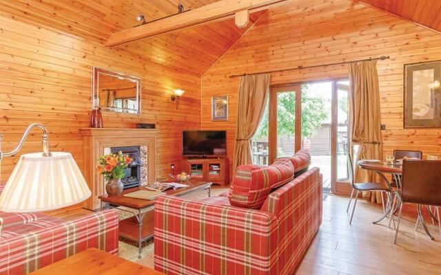 Tilford Woods Lodge Retreat