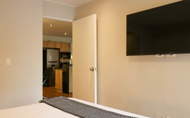 w Splendid 1BR With Balcony in Miraflores