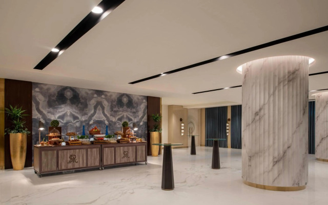 The St. Regis Marsa Arabia Island, The Pearl Qatar