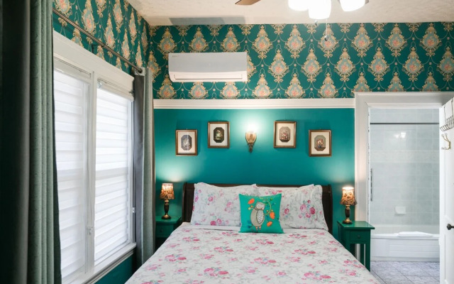Prince Street Suites