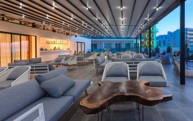 The Blue Ivy Hotel and Suites