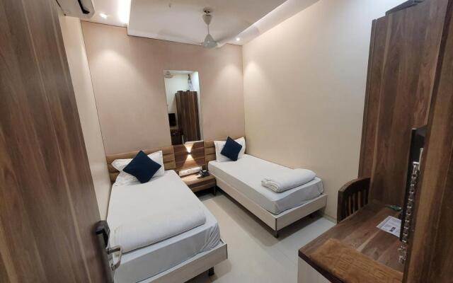 Hotel Heritage - Near Trade Center, Visa Consulate BKC